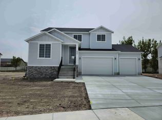 4301 W 75 N, West Point, UT 84015