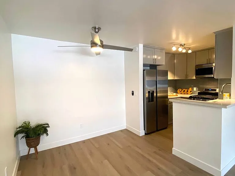 Tustin Palms Apartment Homes — Photo 53