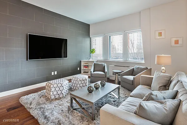 Rented by Corcoran | media 20