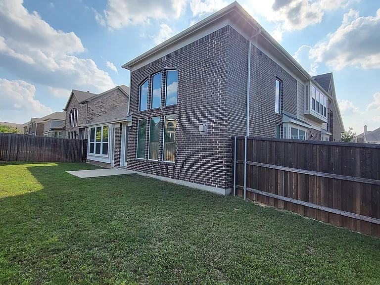 3512 Oakstone Dr — Photo 25