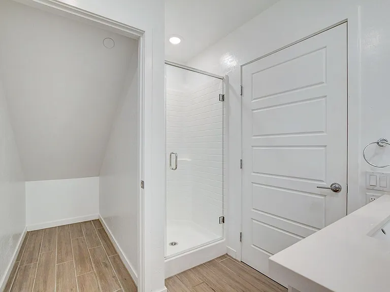 5730 Sky Pointe Dr #190 — Photo 20
