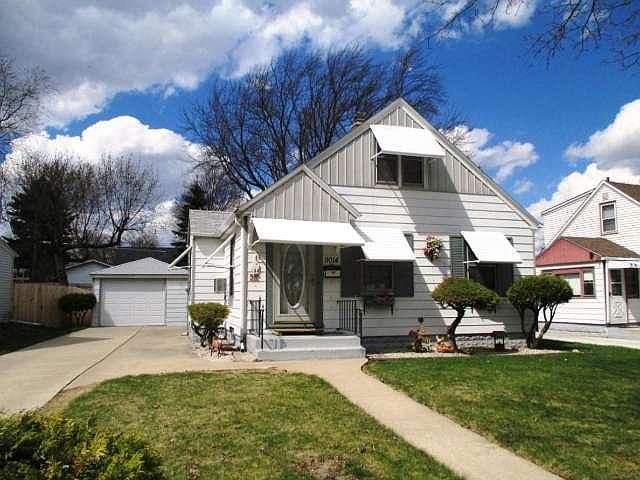 1st image of 9014 W Dakota St