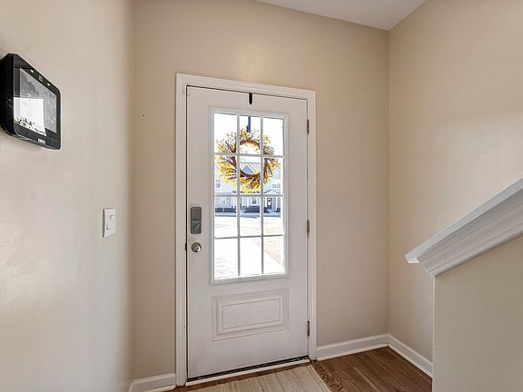 4th image of 119 Cecil Rd