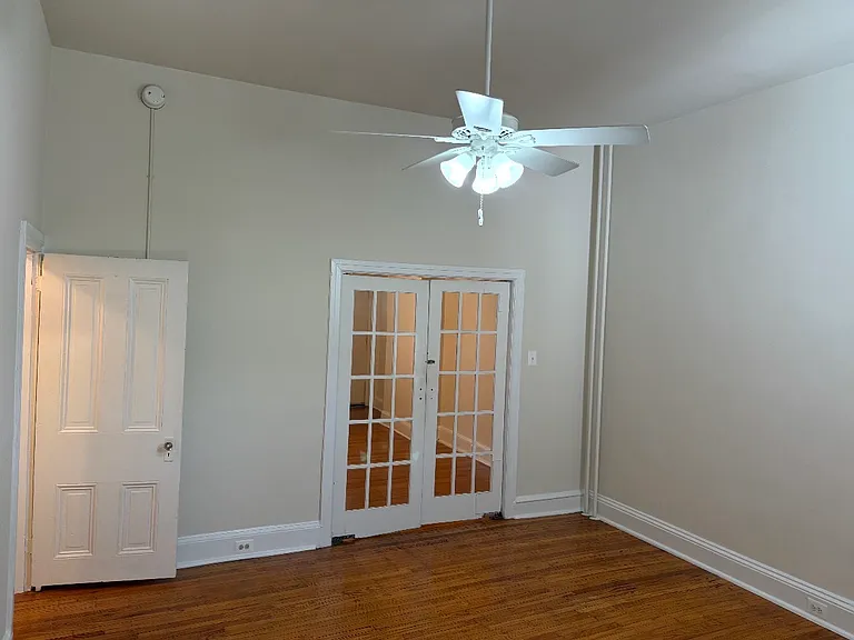 429 E Girard Ave #1 — Photo 5