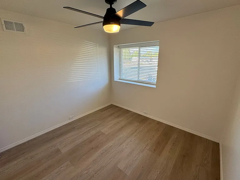 1058 Benjamin Pl — Photo 13
