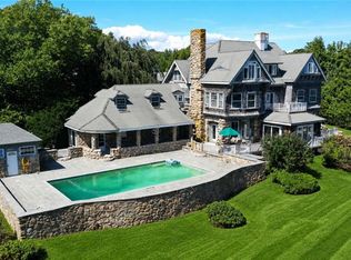 25 Wildfield Farm Rd, Narragansett, RI 02882