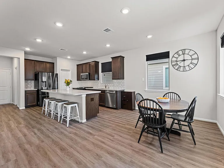 5343 Marisol Cove Dr — Photo 12