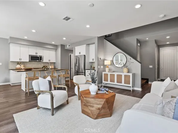 71 Prominence, Lake Forest, CA 92630