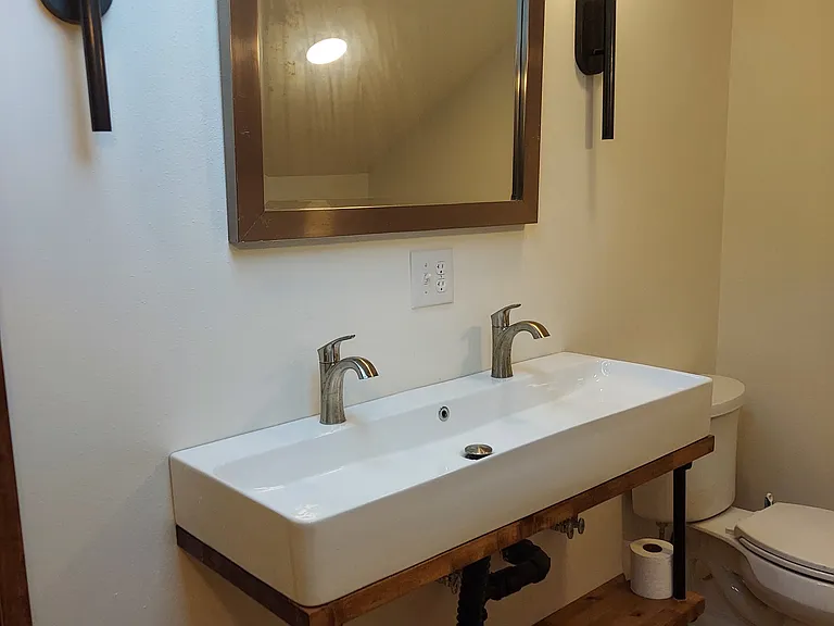 4216 Olive St — Photo 8