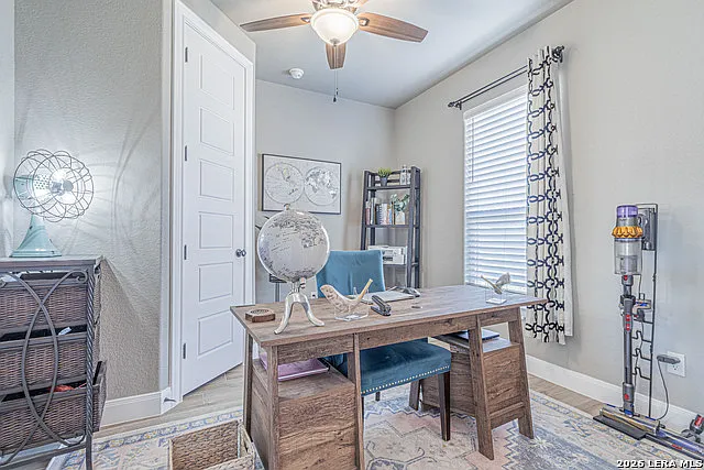 157 Summer Meadow Dr — Photo 2