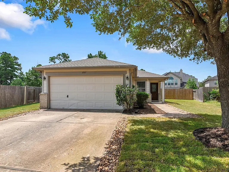 6507 Bluestone Springs Ln — Photo 1