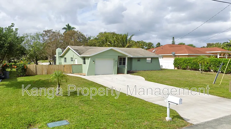 1317 Willow Rd — Photo 1