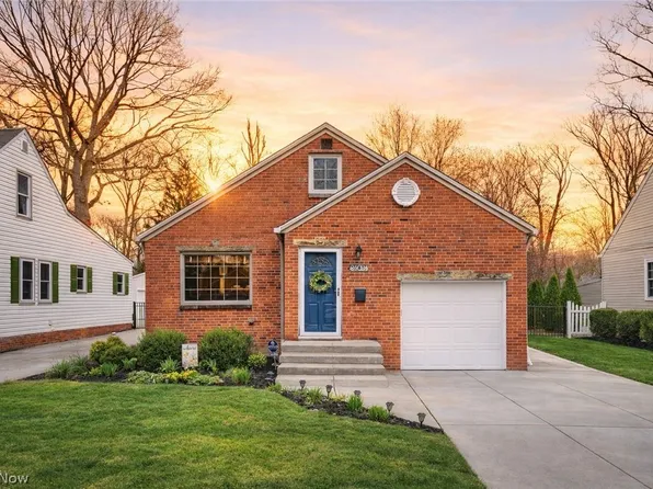 24024 E Oakland Rd, Bay Village, OH 44140