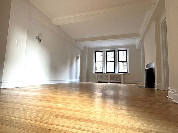 3rd image of 405 E 54th St #10P