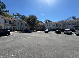 3618 Twisted Tree Ln, Jacksonville, FL 32216