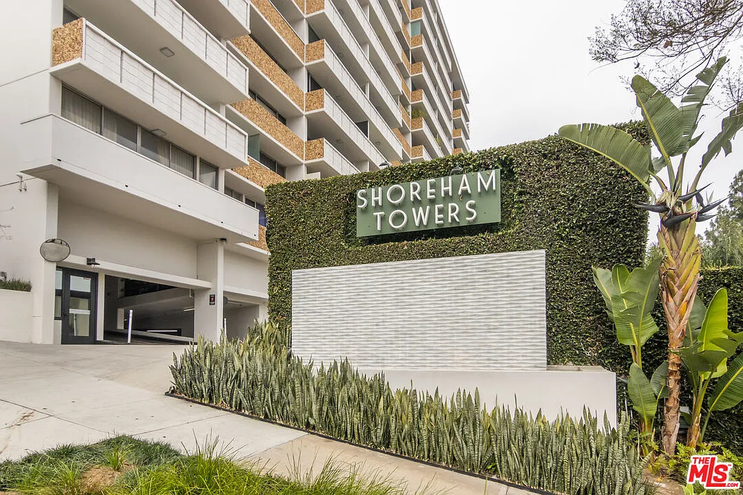 1 bed, 1.0 bath, 999 sqft, $5,700 — Photo 1