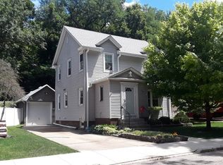 17 Westclox Ave, Peru, IL 61354