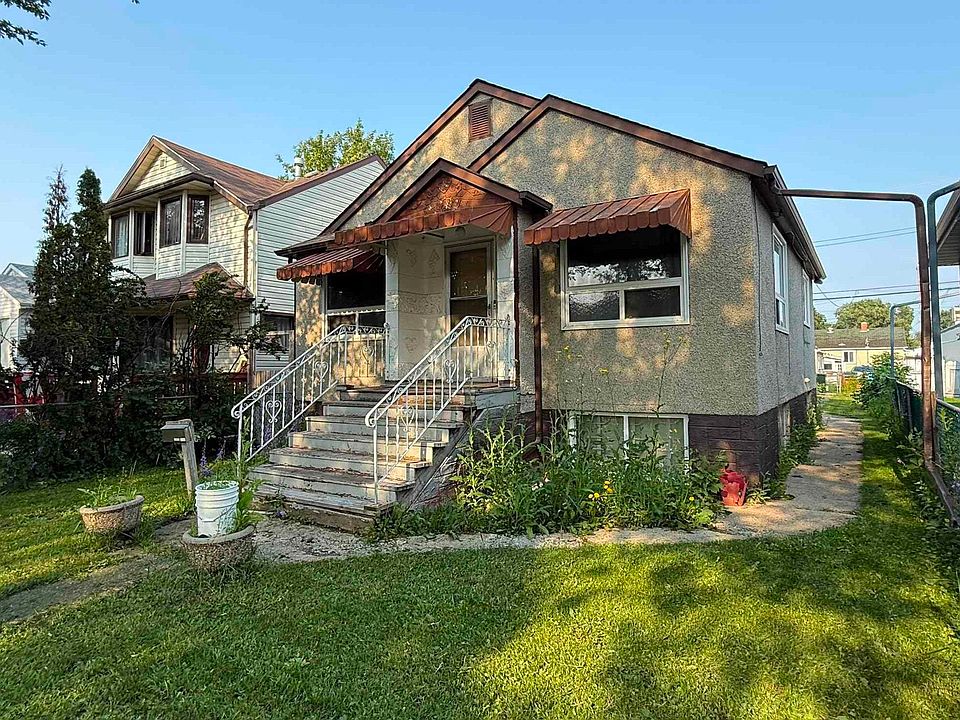 1st image of 11825 67th St NW