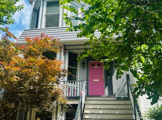 1252 W Nelson St #G, Chicago, IL 60657