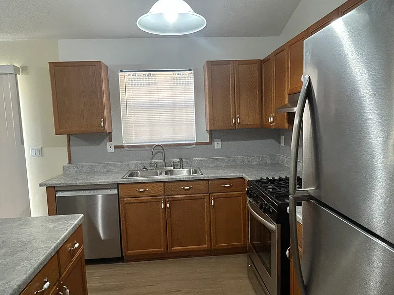 5538 Summer Ln #2 — Photo 3