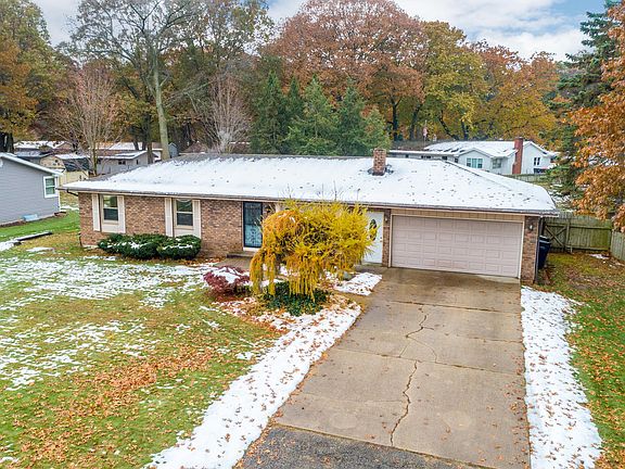 3rd image of 622 Wedgewood Dr