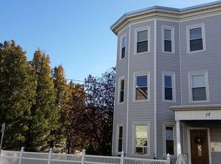17 Harbor View St #2, Boston, MA 02125