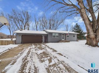 318 Elm Ave, Baltic, SD 57003