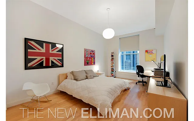 Rented by Douglas Elliman | media 27
