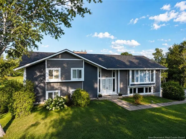 89 Main St, Rexton, NB E4W 2A1