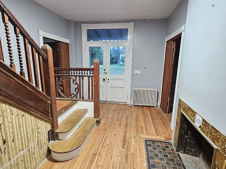 62 E Main St #3 — Photo 6
