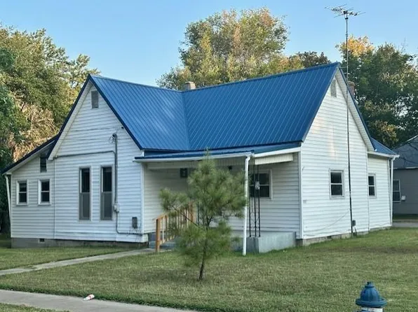1103 N Adams St, Nevada, MO 64772