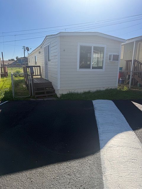 1st image of 15682 Grand Ave Space 10