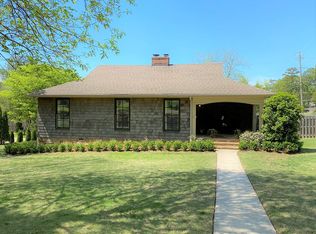 1000 Granbury Rd, Vestavia Hills, AL 35216