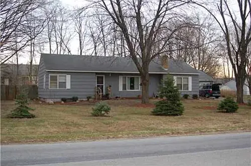 54570 Willis Ave Photo 1