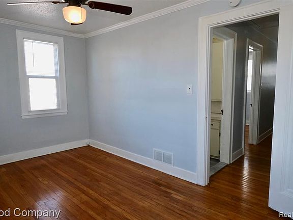 3rd image of 1265 Franklin Rd #1