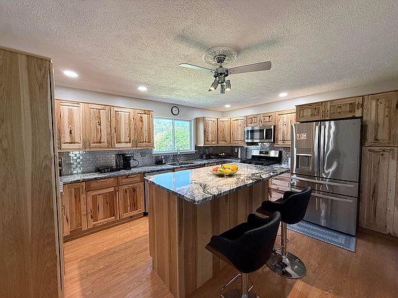 4th image of 762 Dunewood Dr