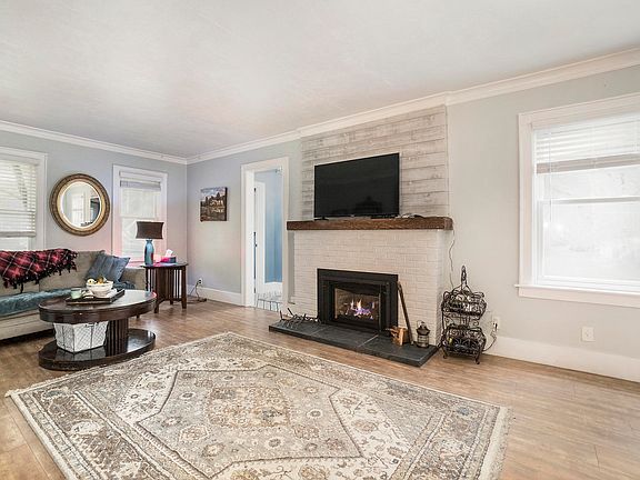 3rd image of 723 Parker Ave