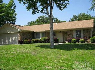 6829 Fair Meadows Dr, North Richland Hills, TX 76182
