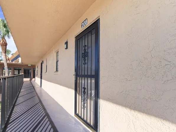 9370 SW 8th Street #208, Boca Raton, FL 33428