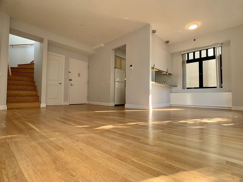 1st image of 2 Jones St APT 401