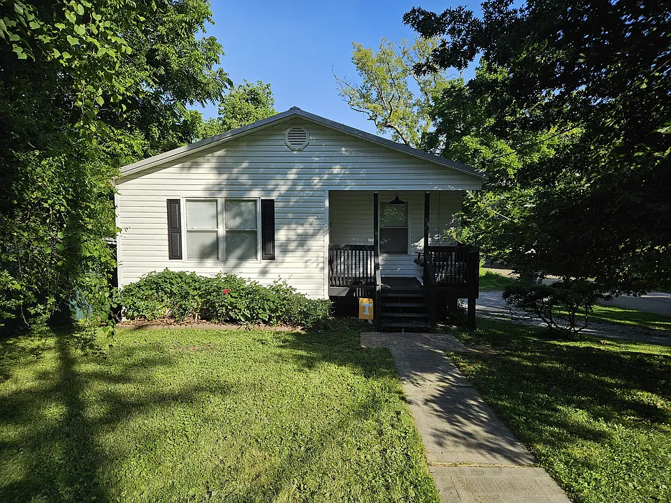 306 Avenue B