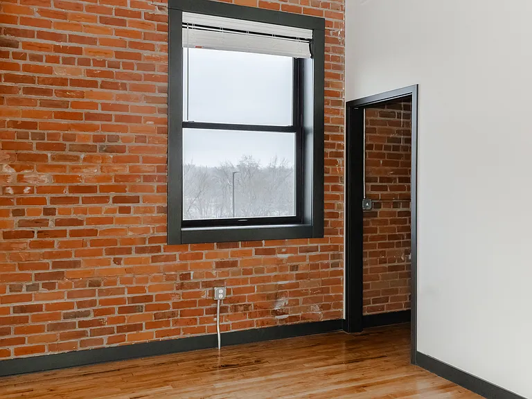 128 W River St #307 — Photo 13