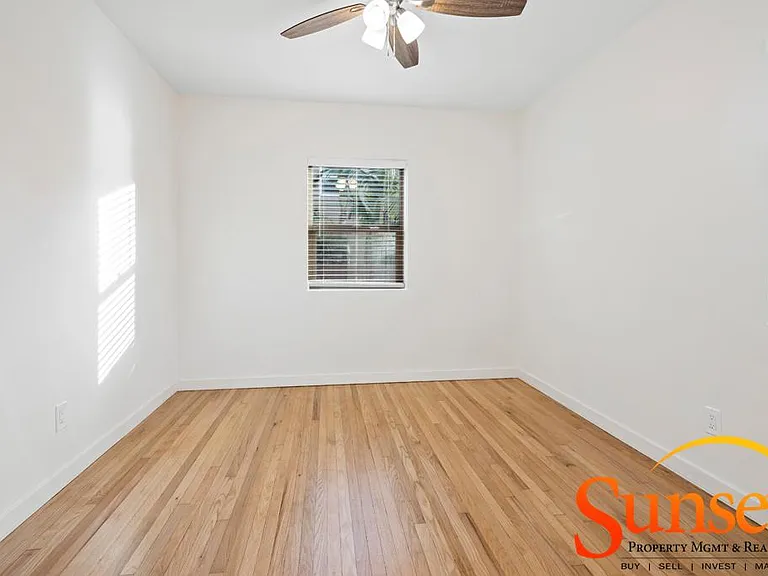 4417 Illinois St — Photo 7