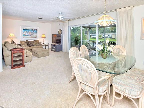 4th image of 330 Palm Dr APT 4