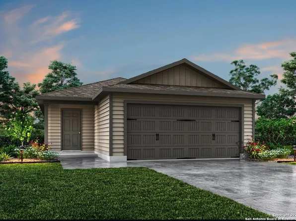 505 Sendera Way, Kenedy, TX 78119