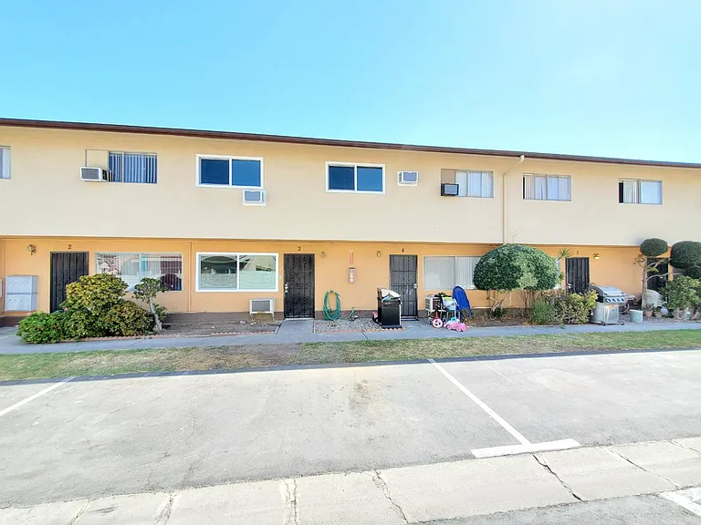 14404 Beckner St #5 — Photo 3