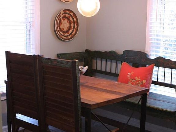 Separate room between the living room and kitchen can be used for dining or a good home office.