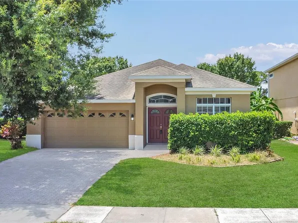 33500 Terragona Dr, Sorrento, FL 32776