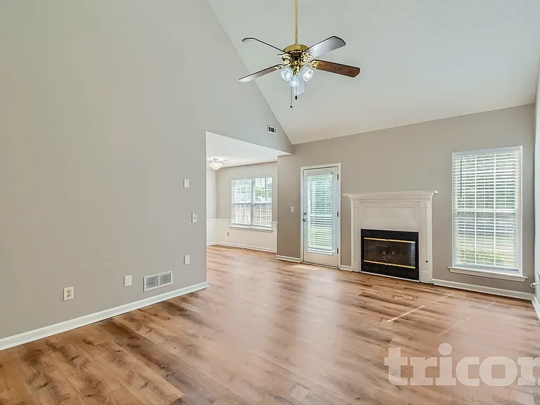 120 Allen Oaks Way — Photo 18