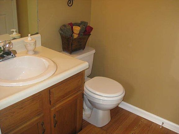 1/2 bath